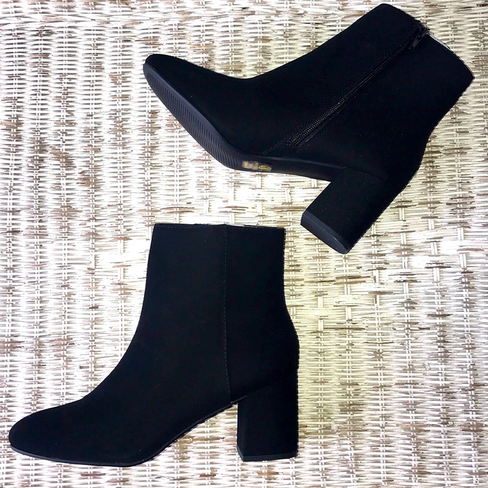 NWOT. Black Nubuck Heeled Bootie 🎉